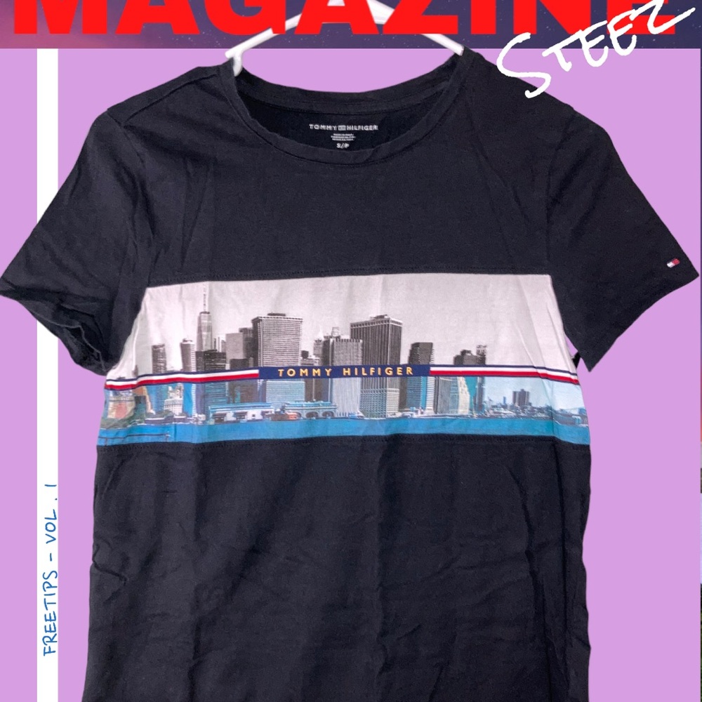 Tommy Hilfiger New York Tee Size Small